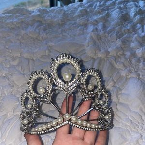 Miss Universe Mikimoto crown👑